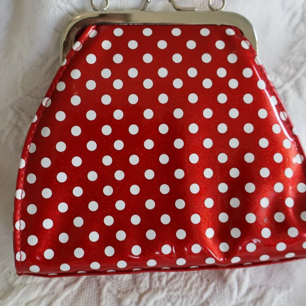 Minnie Mouse Disney parks children's purse with beaded handle glitter red